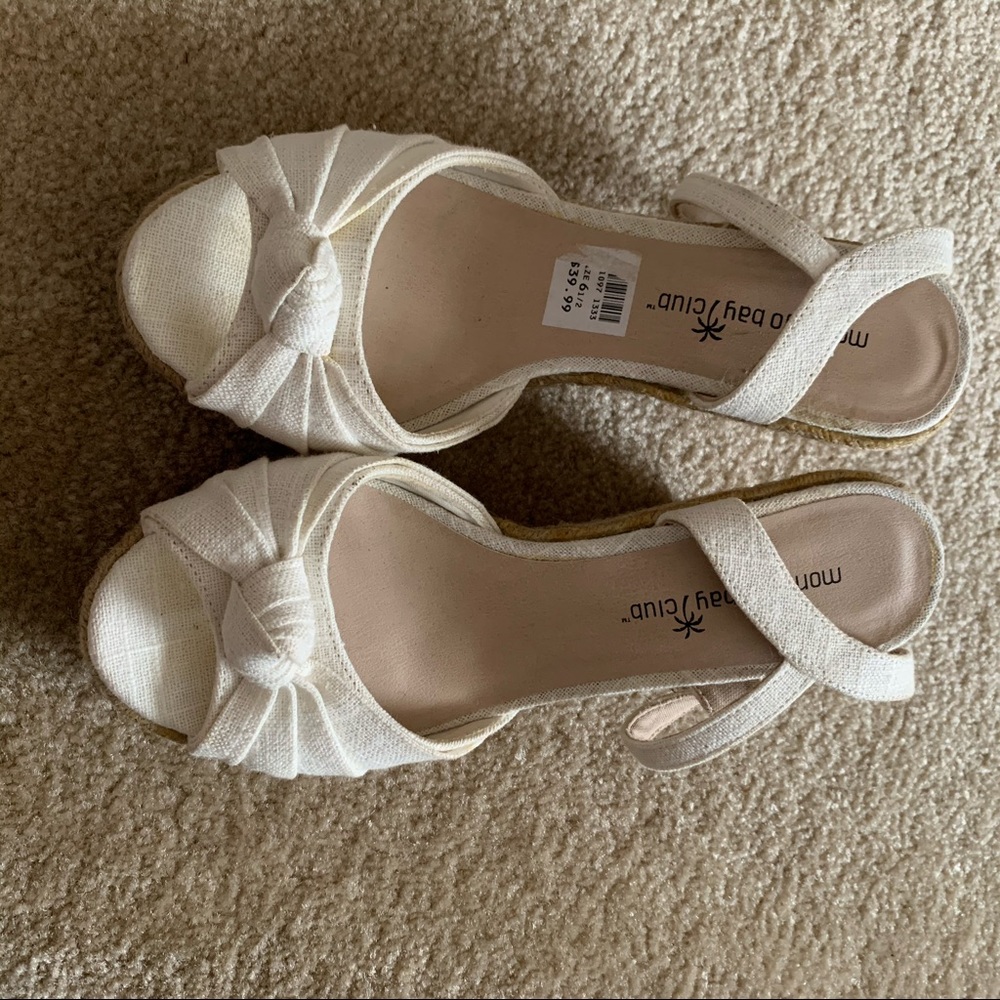 Madden Girl Wedges